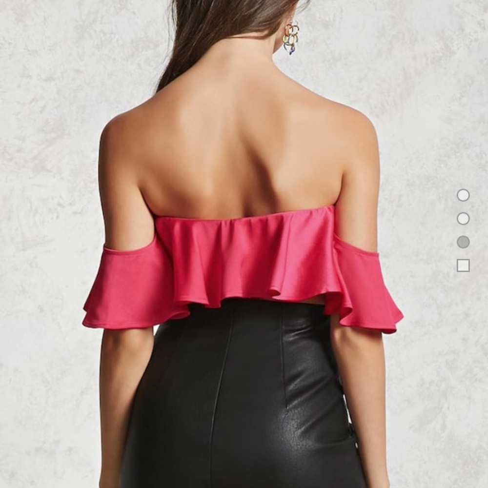 Forever 21 Off-the-Shoulder Ruffle Crop Top - Picture 3 of 5